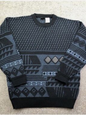 IMPACT Vintage 90s Geometric Knit Crewneck Pullover Black and Blue